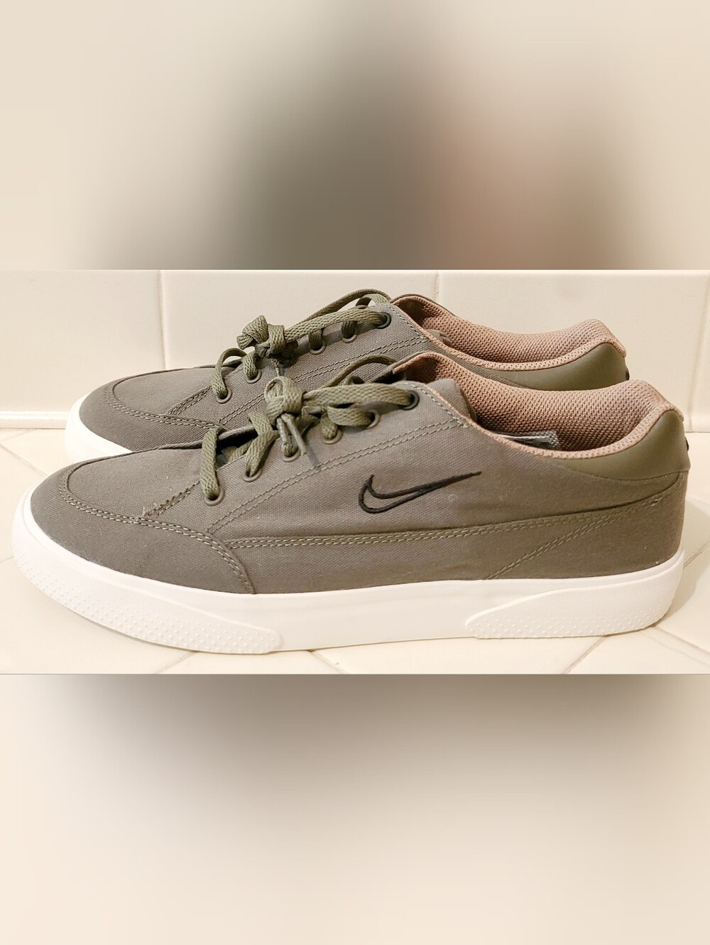 Nike Retro GTS 'Medium Olive' Women's Size 10.5